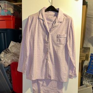 Liz Wear Women’s Two-Piece Pajamas (XL)